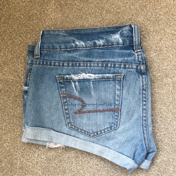 American eagle jean shorts size 4 - Picture 3 of 3